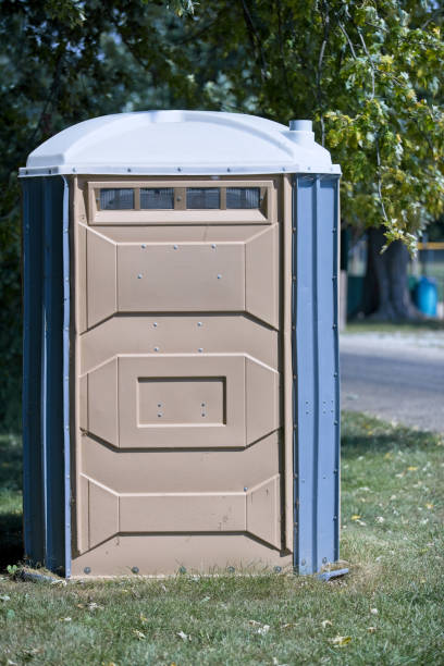 Best Porta potty delivery and setup  in Dermott, AR